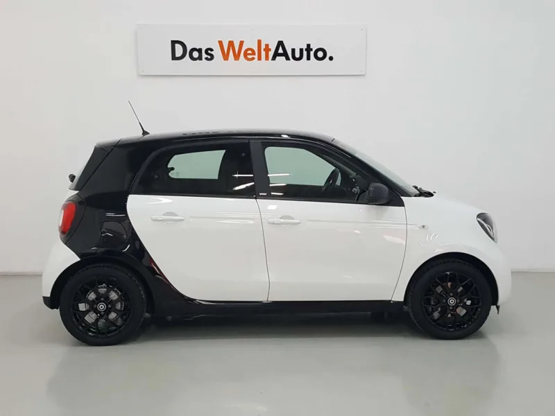 SMART FORFOUR Gasolina 2018 de segunda mano