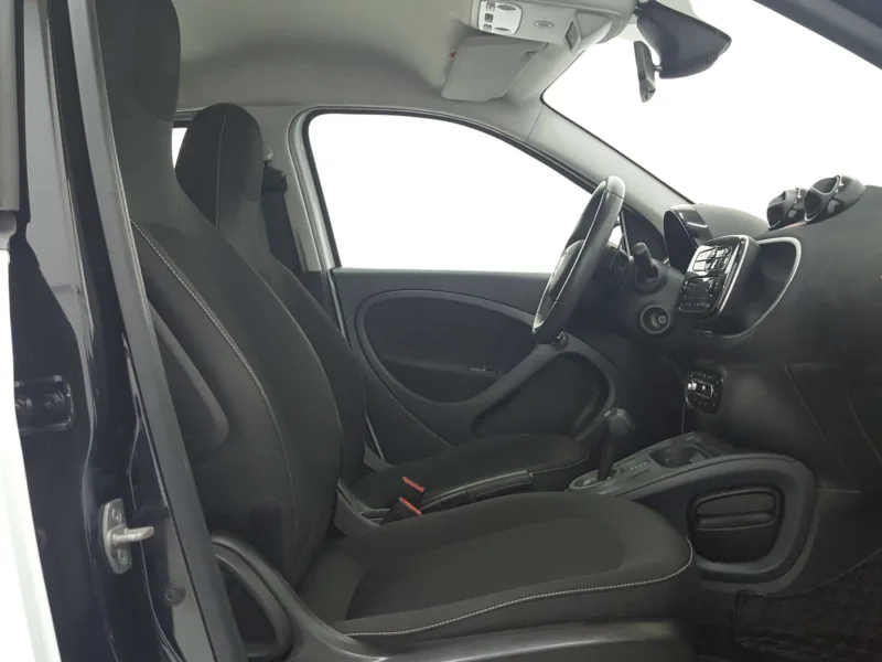 SMART FORFOUR Gasolina 2018 de segunda mano