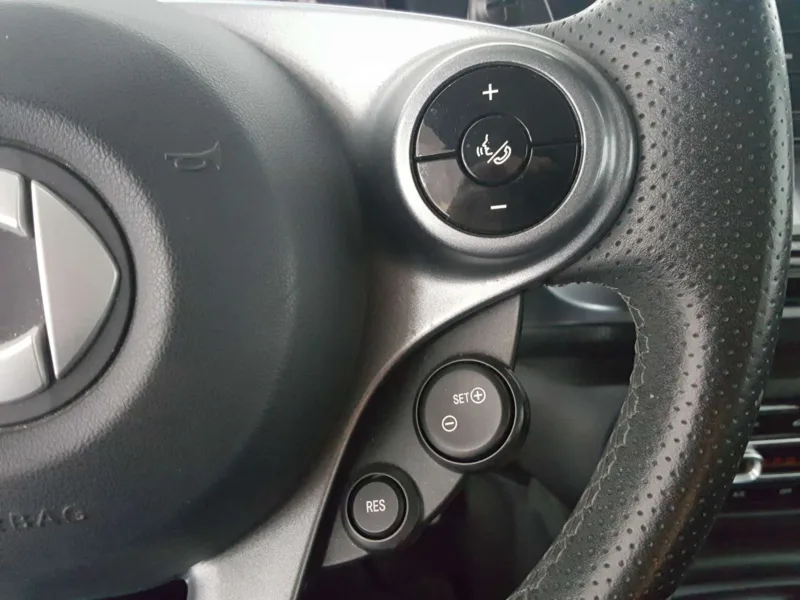 SMART FORFOUR Gasolina 2018 de segunda mano