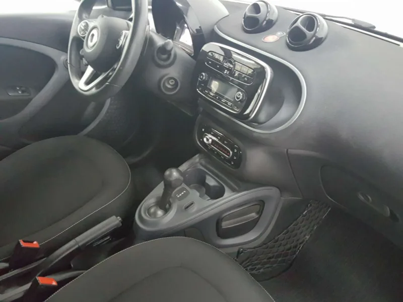 SMART FORFOUR Gasolina 2018 de segunda mano