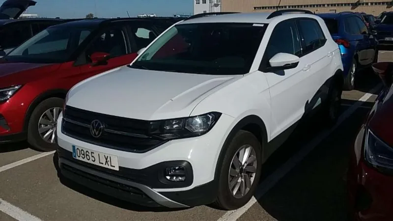 VOLKSWAGEN T-CROSS Gasolina 2022 de segunda mano