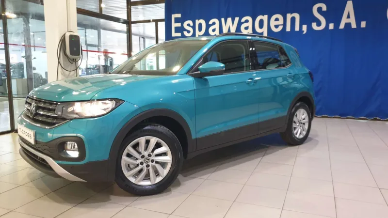 VOLKSWAGEN T-CROSS Gasolina 2023 de segunda mano