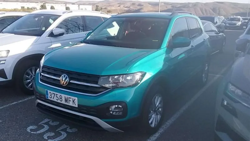 VOLKSWAGEN T-CROSS Gasolina 2023 de segunda mano