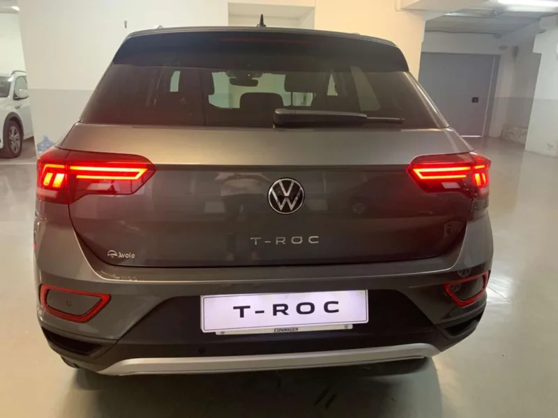 VOLKSWAGEN T-ROC Diesel 2023 de segunda mano