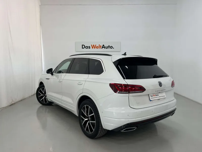 VOLKSWAGEN TOUAREG Diesel 2023 de segunda mano