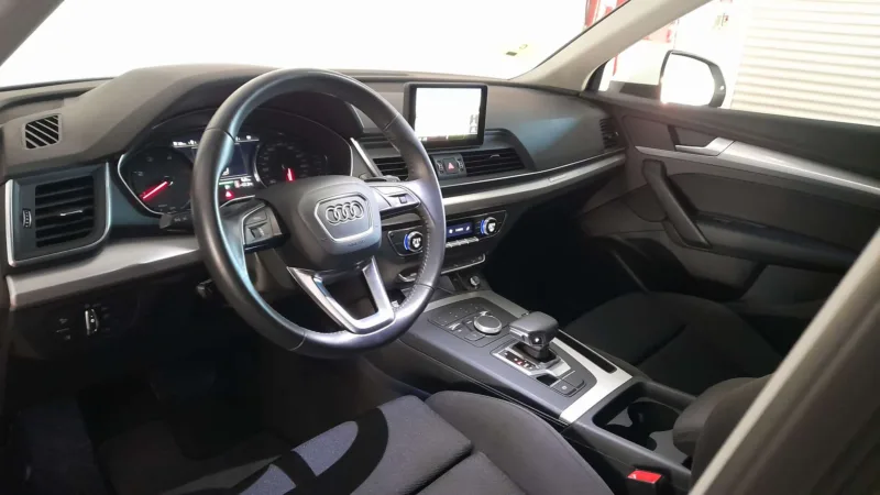 AUDI Q5 Diesel 2019 de segunda mano en jaen