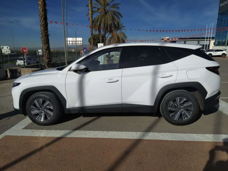 HYUNDAI TUCSON Gasolina 2022 de segunda mano