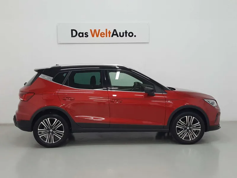 SEAT ARONA Gasolina 2023 de segunda mano en jaen