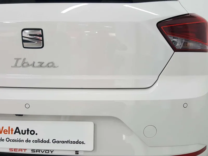 SEAT IBIZA Gasolina 2023 de segunda mano en jaen