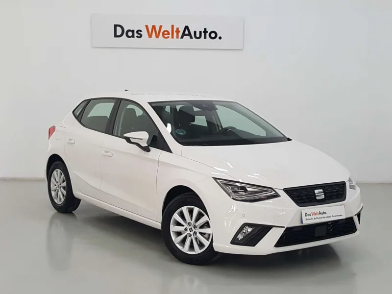 SEAT IBIZA Gasolina 2023 de segunda mano en jaen