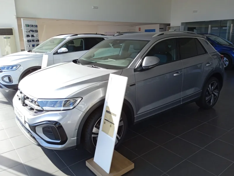 VOLKSWAGEN T-ROC Diesel 2022 de segunda mano en jaen