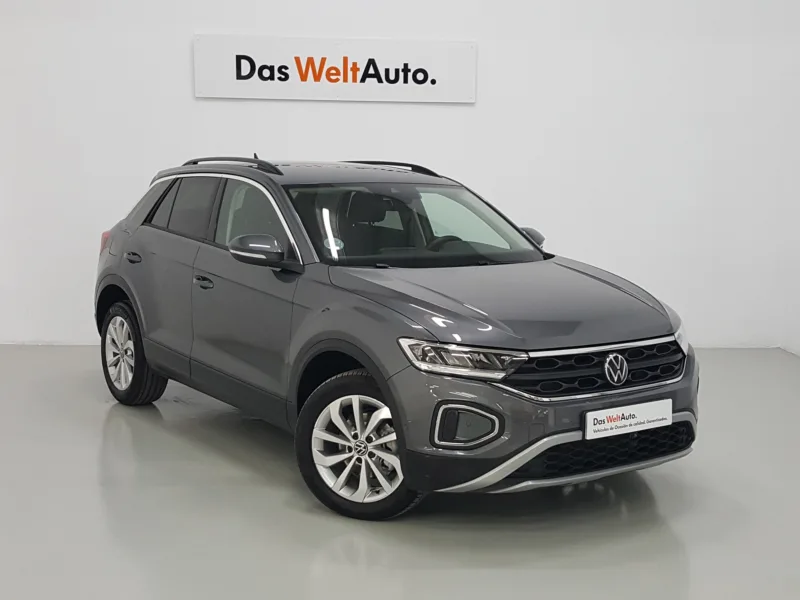 VOLKSWAGEN T-ROC Gasolina 2022 segunda-mano Jaén