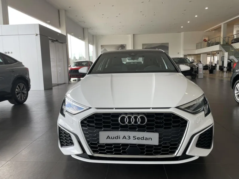 AUDI A3 SEDAN Gasolina nuevo entrega inmediata Jaén