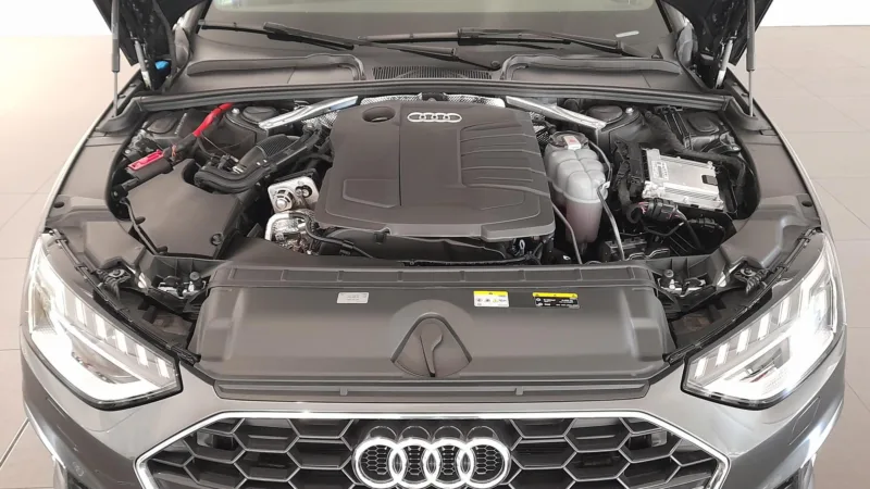 AUDI A4 AVANT Diesel 2023 segunda-mano Jaén