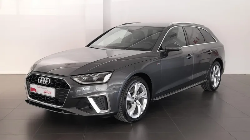 AUDI A4 AVANT Diesel 2023 segunda-mano Jaén