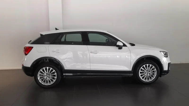 AUDI Q2 Gasolina 2019 segunda-mano Jaén