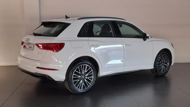 AUDI Q3 Diesel 2023 segunda-mano Jaén