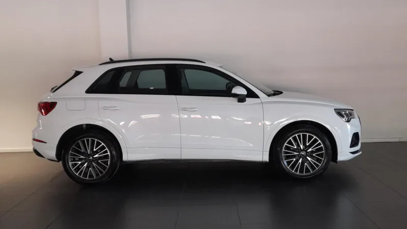 AUDI Q3 Diesel 2023 segunda-mano Jaén