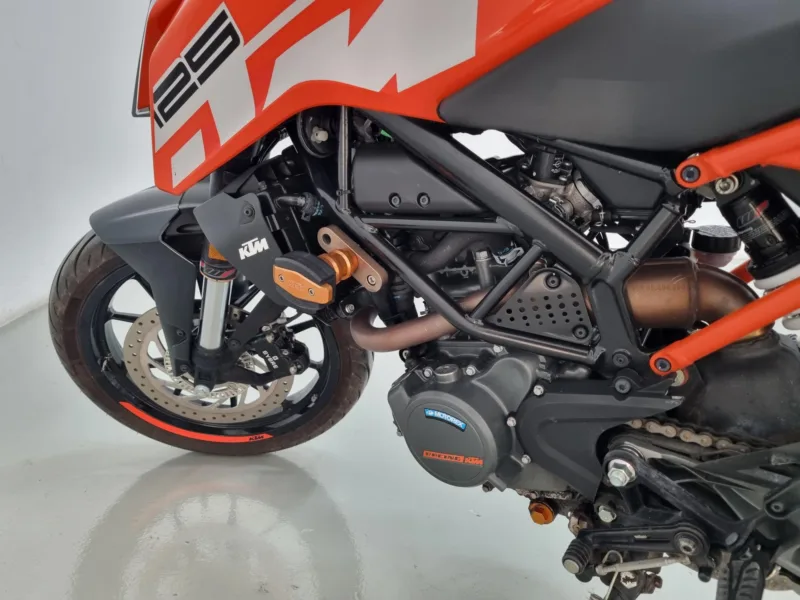 KTM DUKE Gasolina 2019 segunda-mano Jaén