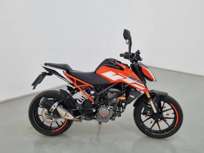 KTM DUKE Gasolina 2019 segunda-mano Jaén