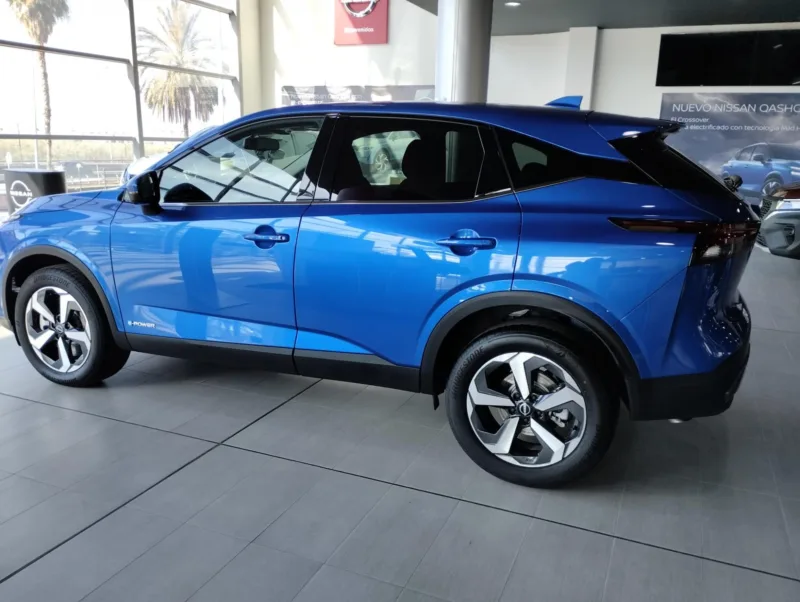 NISSAN QASHQAI Hibrido 2023 km 0 Granada