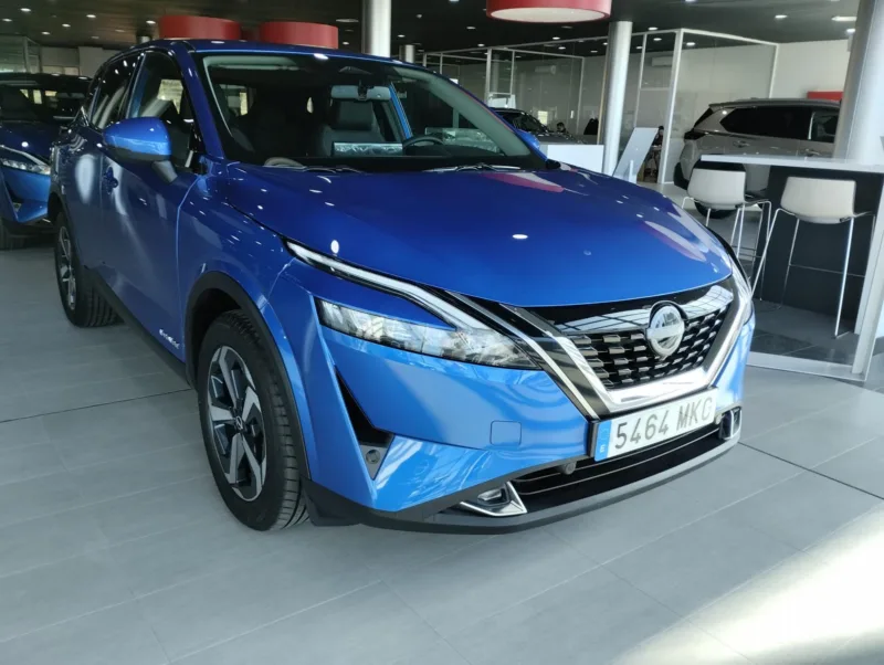 NISSAN QASHQAI Hibrido 2023 km 0 Granada