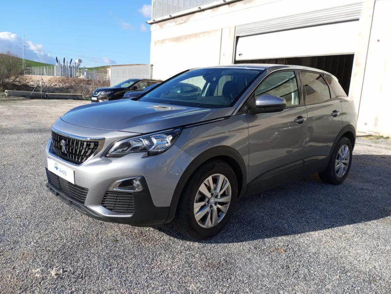 PEUGEOT 3008 Gasolina 2018 segunda-mano Jaén