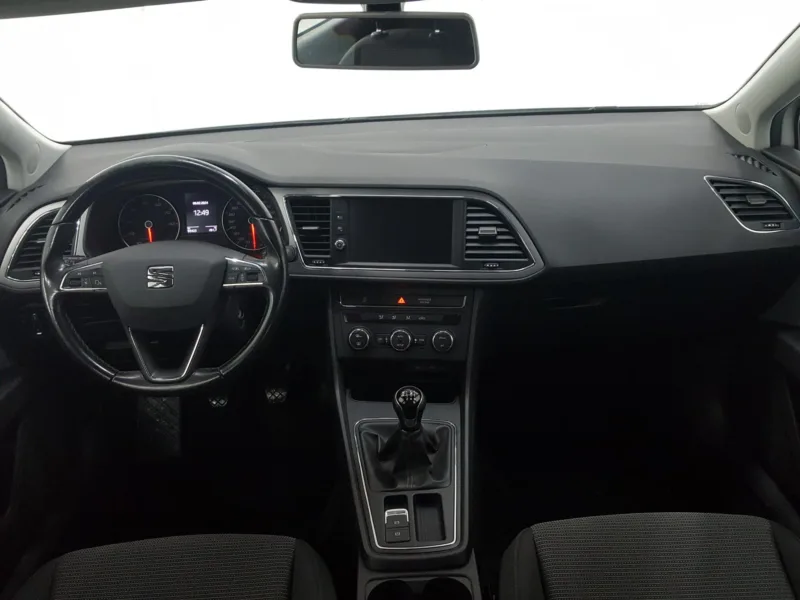 SEAT LEON Gasolina 2018 segunda-mano Jaén