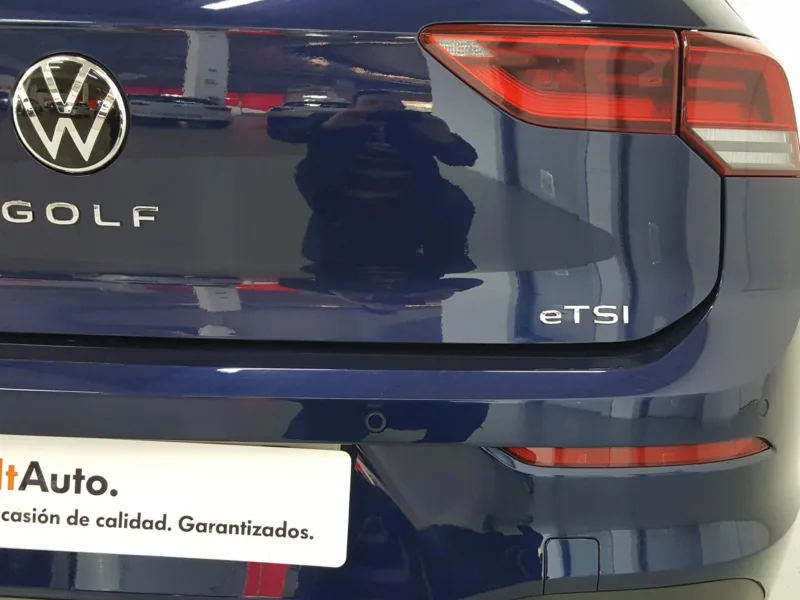 VOLKSWAGEN GOLF Gasolina 2021 segunda-mano Jaén