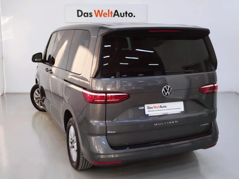 VOLKSWAGEN MULTIVAN Gasolina 2023 km 0 Jaén