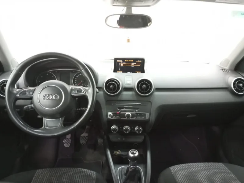 AUDI A1 Diesel 2016 segunda-mano Jaén