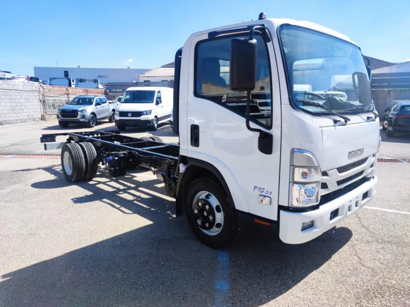 Isuzu TRUCKS Diesel nuevo entrega inmediata Jaén