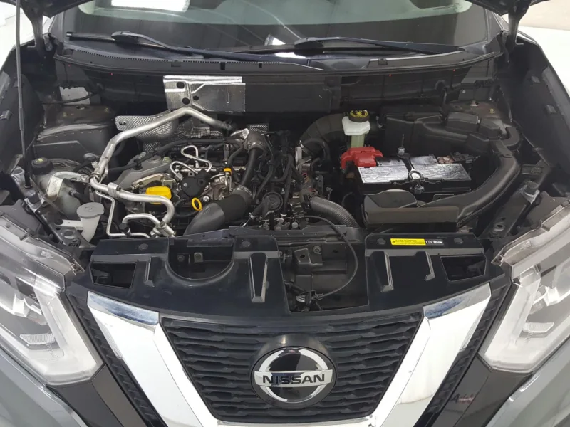 NISSAN X-TRAIL Gasolina 2019 segunda-mano Jaén