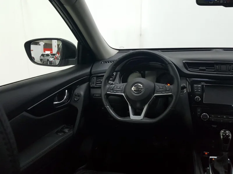 NISSAN X-TRAIL Gasolina 2019 segunda-mano Jaén