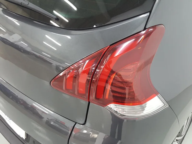 PEUGEOT 3008 Gasolina 2015 segunda-mano Jaén