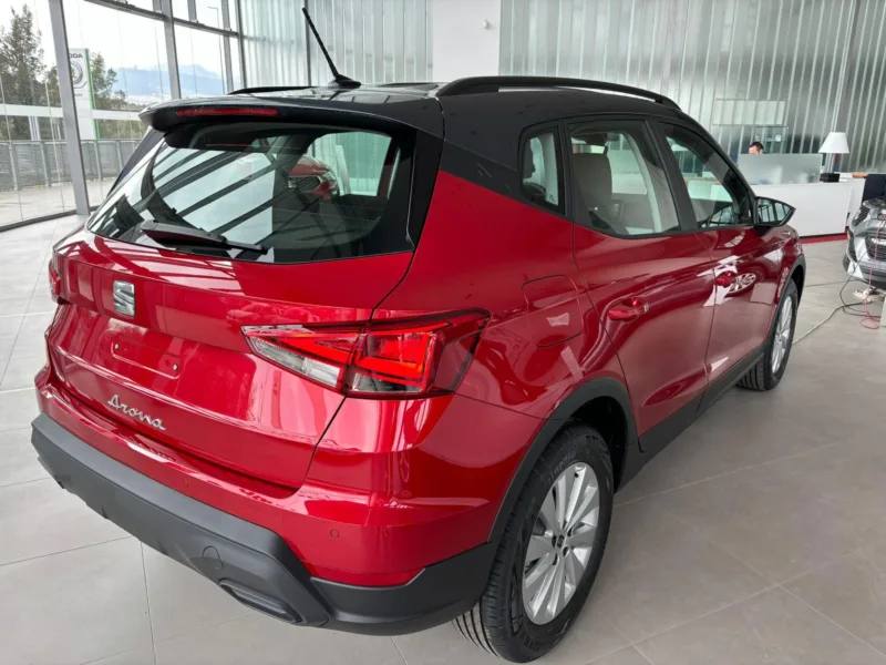 SEAT ARONA Gasolina 2024 km 0 Jaén