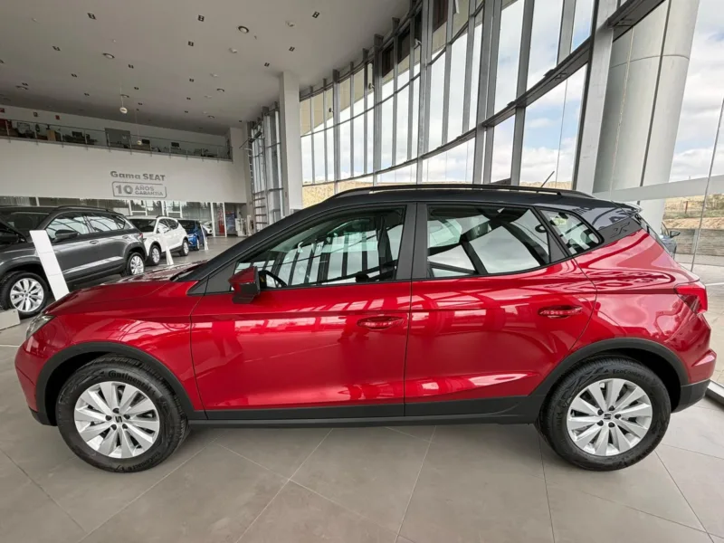 SEAT ARONA Gasolina 2024 km 0 Jaén