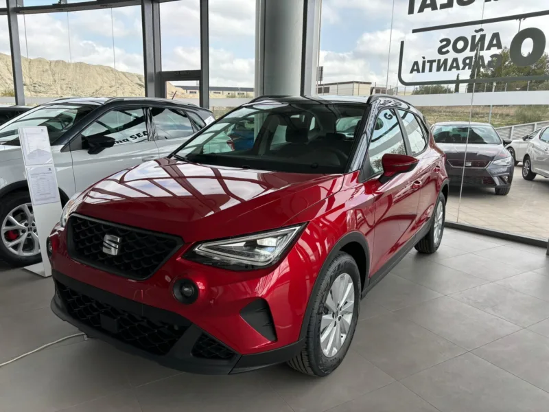 SEAT ARONA Gasolina 2024 km 0 Jaén