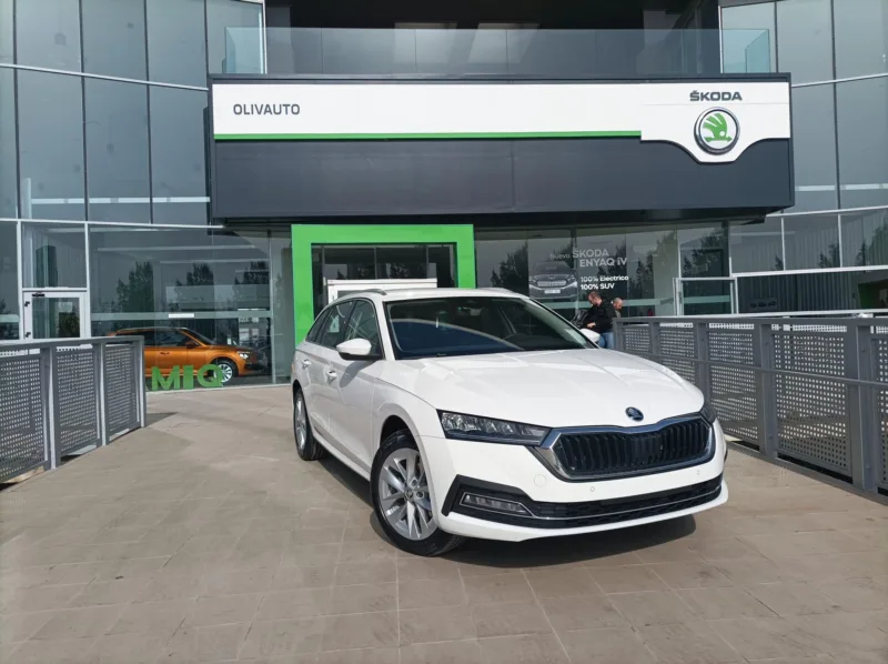 SKODA OCTAVIA COMBI Diesel 2024 km 0 Jaén