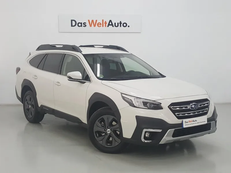 SUBARU OUTBACK Gasolina 2022 segunda-mano Jaén