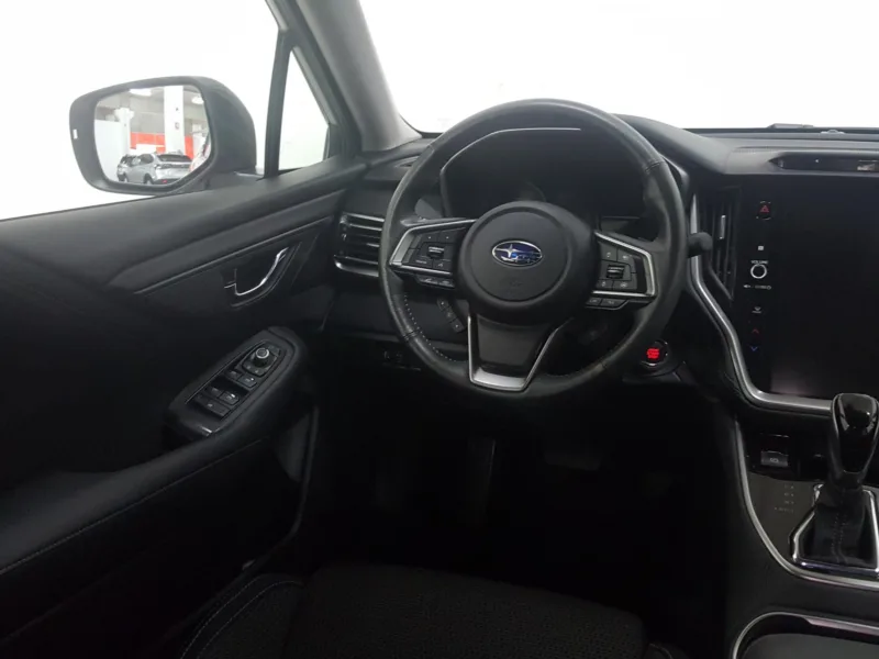 SUBARU OUTBACK Gasolina 2022 segunda-mano Jaén