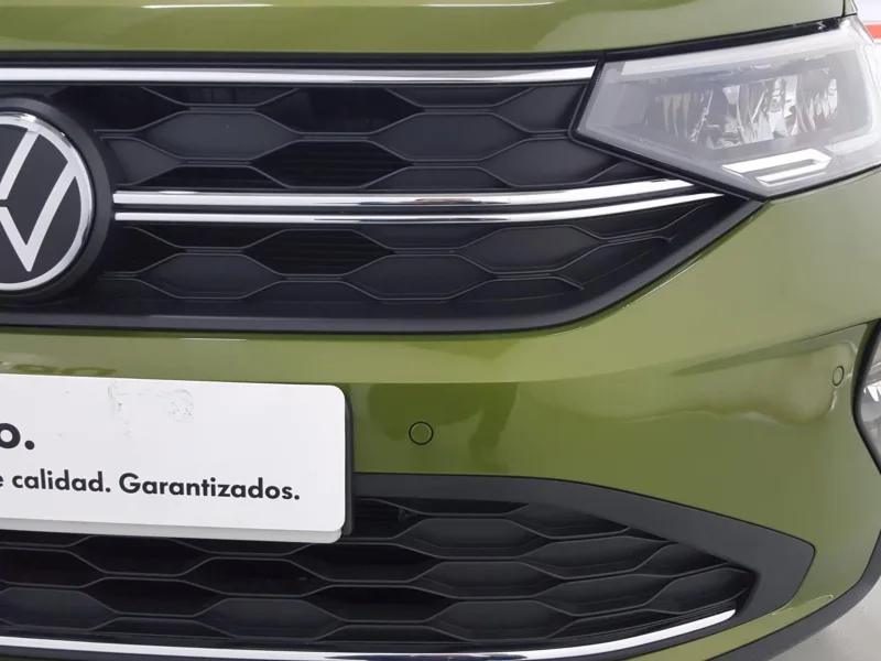 VOLKSWAGEN TAIGO Gasolina 2023 segunda-mano Jaén