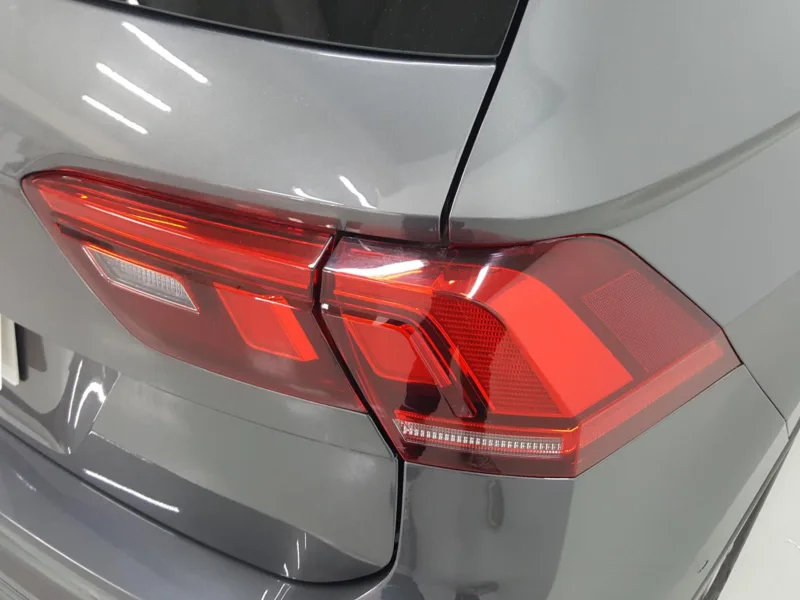 VOLKSWAGEN TIGUAN Gasolina 2019 segunda-mano Jaén