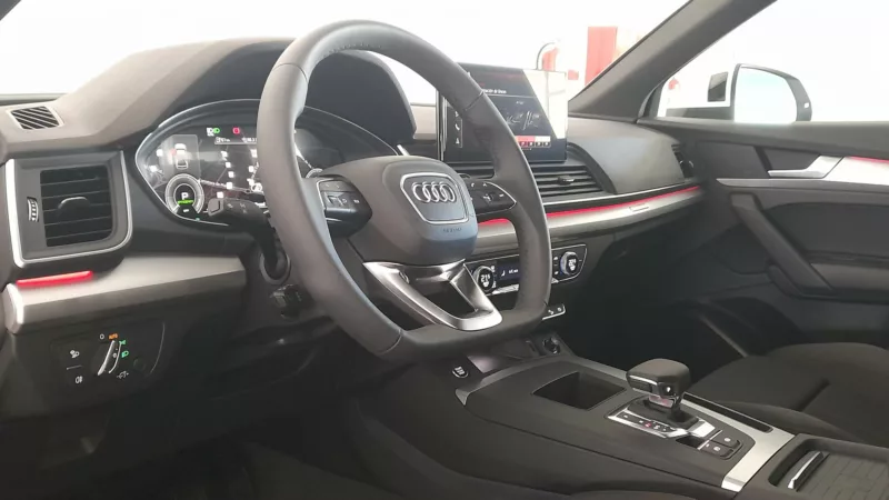 AUDI Q5 Hibrido enchufable 2024 km 0 Jaén