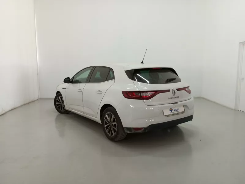 RENAULT MEGANE Gasolina 2017 segunda-mano Jaén