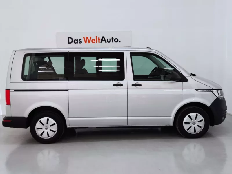 VOLKSWAGEN CARAVELLE Diesel 2023 km 0 Jaén