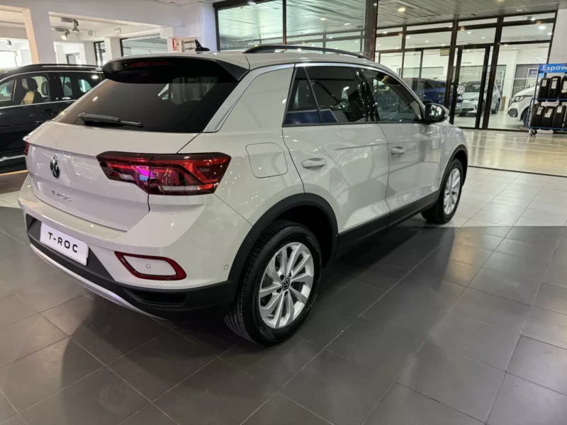 VOLKSWAGEN T-ROC Diesel 2024 km 0 Jaén