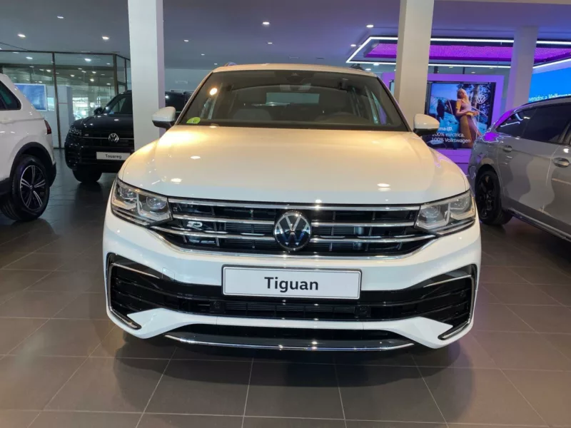 VOLKSWAGEN TIGUAN Diesel 2023 km 0 Jaén