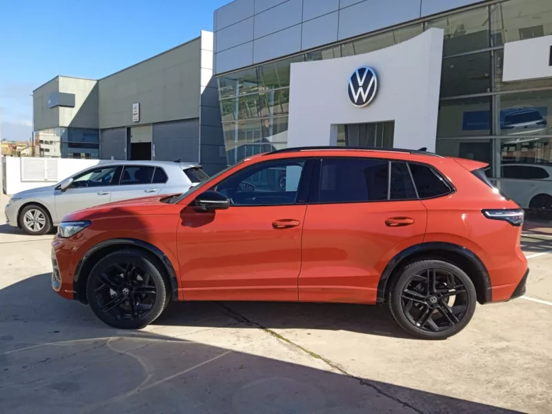 VOLKSWAGEN TIGUAN Gasolina 2024 km 0 Jaén