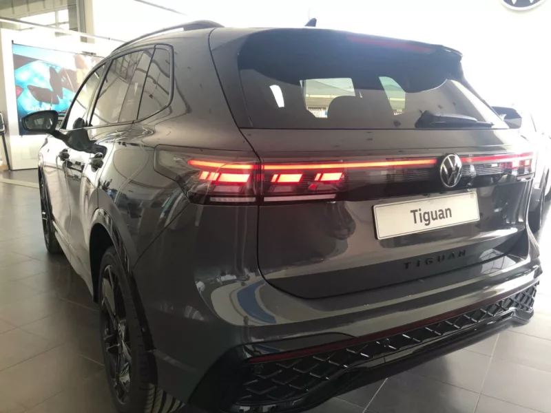 VOLKSWAGEN TIGUAN Gasolina 2928 km 0 Jaén